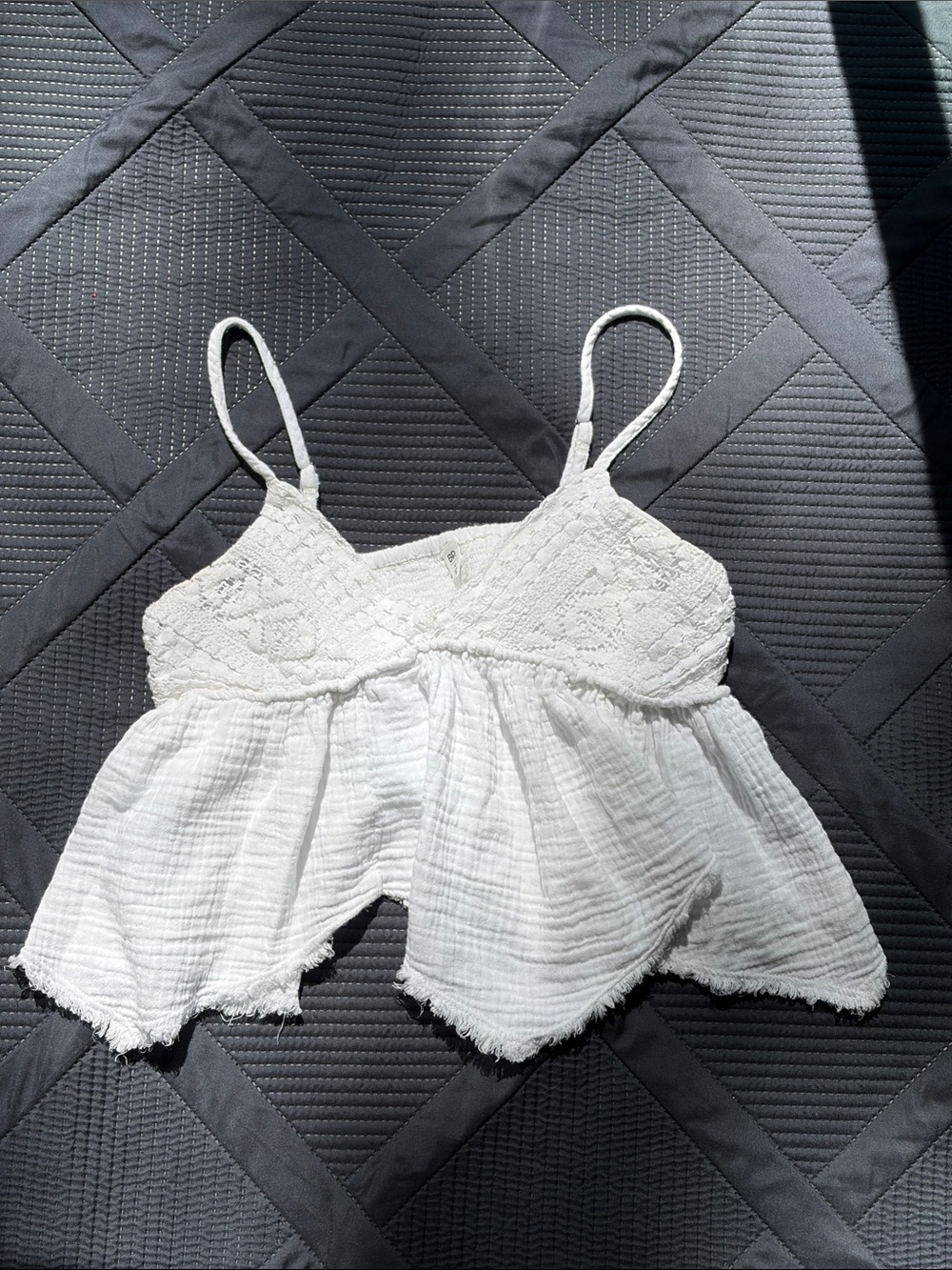 BP. White Gauze Lace Peplum Cami Tank Top Size M Adjustable Straps Boho
